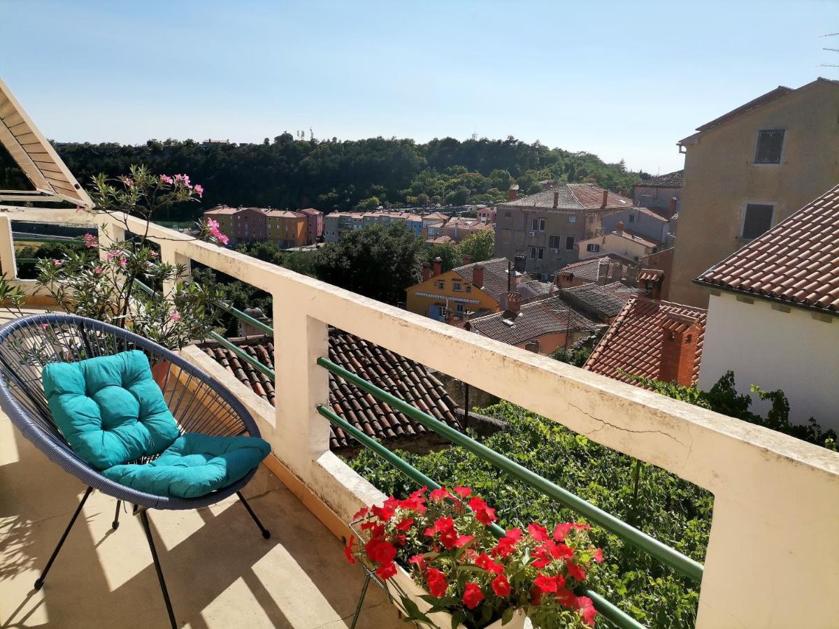 Apartment Branko With Terrace, Old Town Labin Labin  Buitenkant foto
