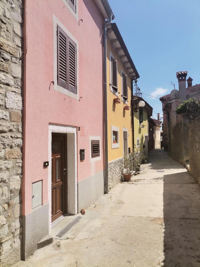 Apartment Branko With Terrace, Old Town Labin Labin  Buitenkant foto