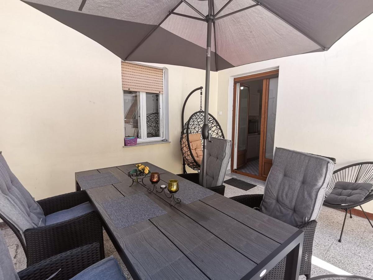 Apartment Branko With Terrace, Old Town Labin Labin  Buitenkant foto